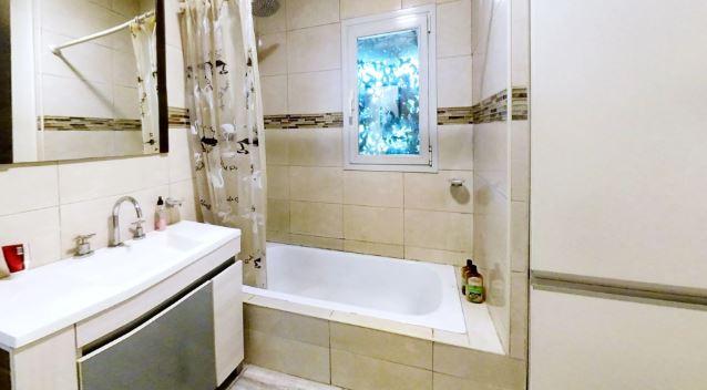 Casa en venta + depto a una cuadra Hospital Privado!
